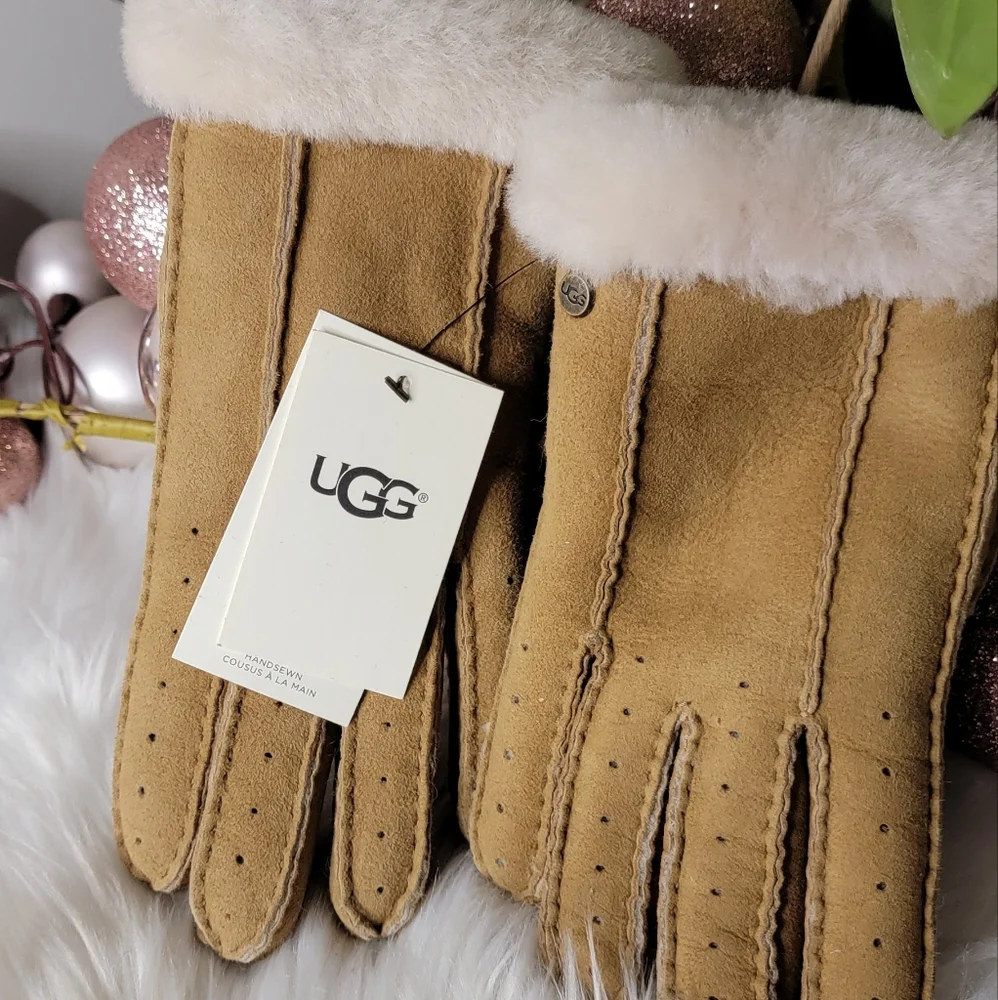 Ugg Perf Women Gloves Color:Chestnut Brand new with original tags